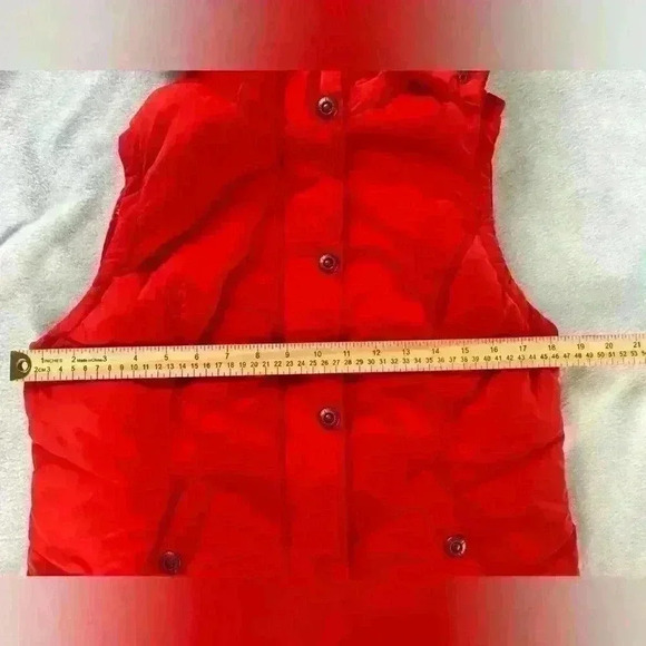 GreenTea Red Faux Fur Puffer Vest size Small - Picture 10 of 11